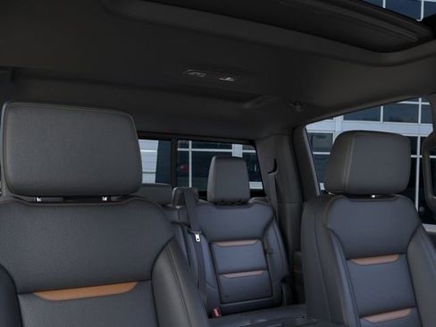 Used 2023 GMC Sierra 1500 AT4 w/ AT4 Premium Package AWD/4WD image 24