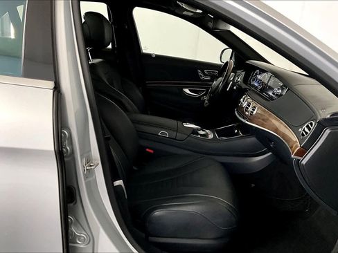 Used 2015 Mercedes-Benz S 550 4MATIC Sedan image 9