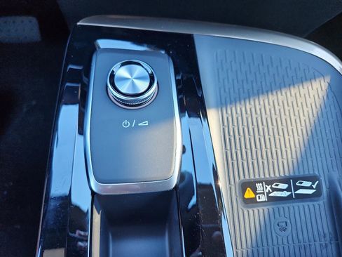 New 2026 Buick Enclave Avenir image 18