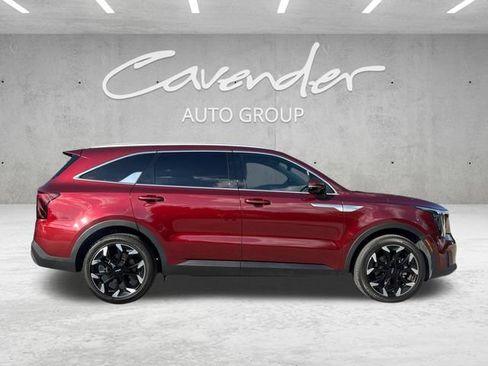 Used 2025 Kia Sorento EX FWD image 21