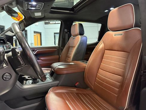 Used 2022 GMC Sierra 1500 Denali Ultimate AWD/4WD image 10