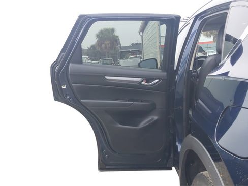 Used 2021 MAZDA CX-5 Touring image 29