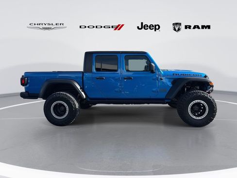 Used 2020 Jeep Gladiator Rubicon w/ Uconnect 4C Nav & Sound Group image 2