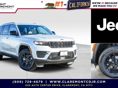 New 2025 Jeep Grand Cherokee Altitude image 1