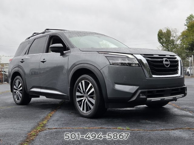 Used 2022 Nissan Pathfinder Platinum w/ Cargo Package AWD/4WD image 7