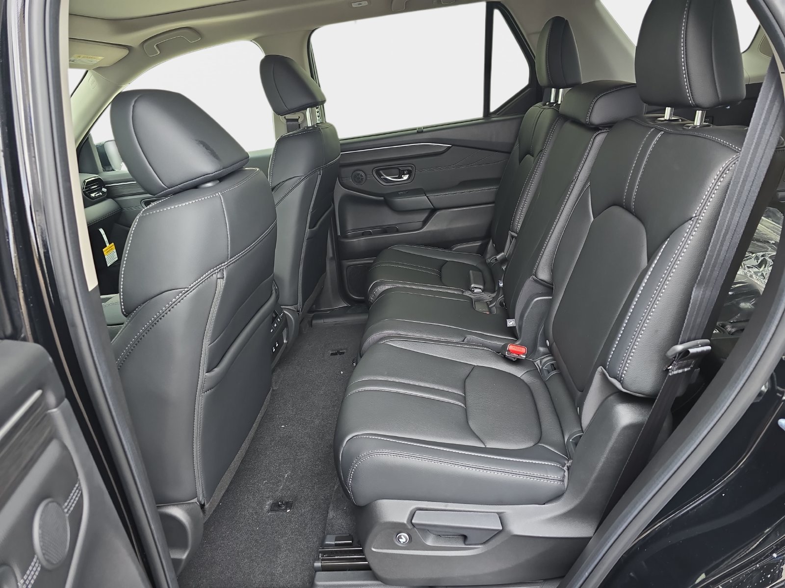 New 2026 Honda Pilot Touring image 15