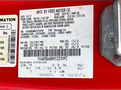 Used 2017 Ford Mustang Coupe image 31