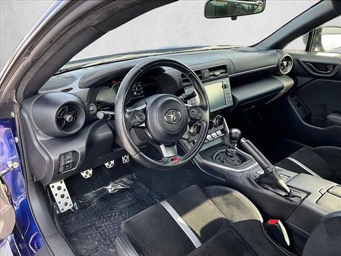 Used 2022 Toyota GR86 Premium RWD image 14