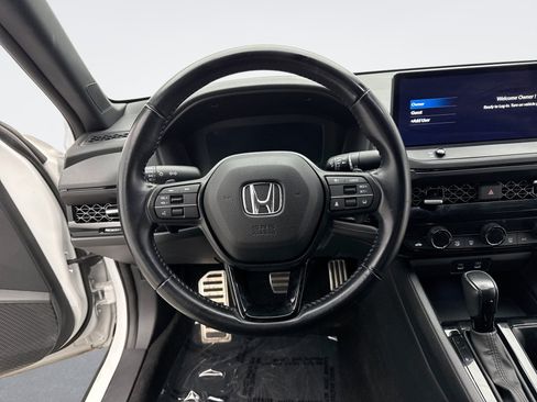 Used 2023 Honda Accord Sport image 12