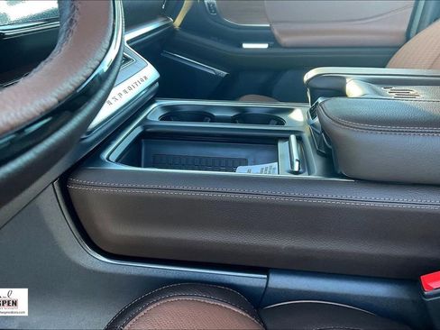 New 2025 Ford Expedition King Ranch AWD/4WD image 23