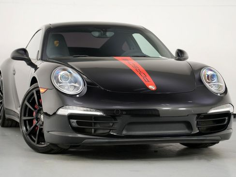 Used 2015 Porsche 911 Carrera 4S image 4
