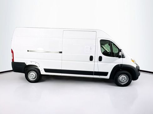 Used 2025 RAM ProMaster 2500 w/ Convenience Group FWD image 11