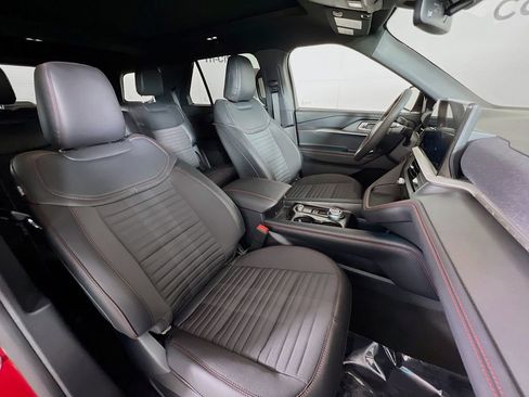 New 2026 Ford Explorer ST-Line w/ ST-Line Street Pack image 19