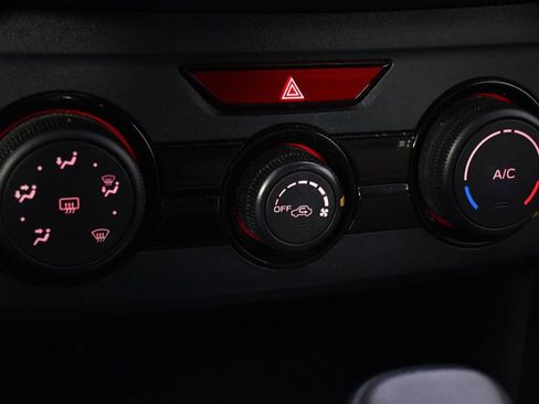 Used 2019 Subaru Impreza 2.0i image 25