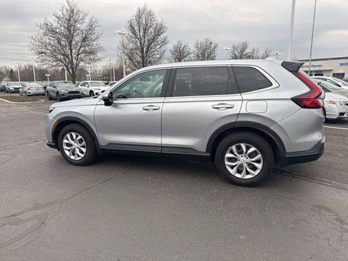 Used 2025 Honda CR-V LX image 11