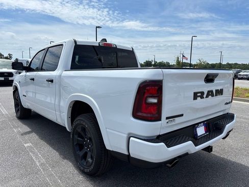 Used 2026 RAM 1500 4x4 Crew Cab image 20