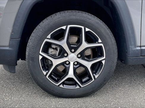 Used 2024 Jeep Compass Limited AWD/4WD image 7