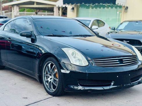 Used 2007 INFINITI G35 Coupe w/ Premium Pkg image 2