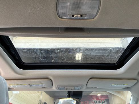 Used 2022 Honda HR-V EX image 17