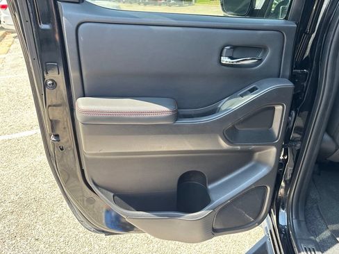 Used 2023 Nissan Frontier PRO-4X w/ Pro Convenience Package AWD/4WD image 14