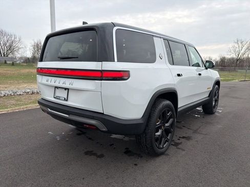 Used 2024 Rivian R1S Adventure image 12