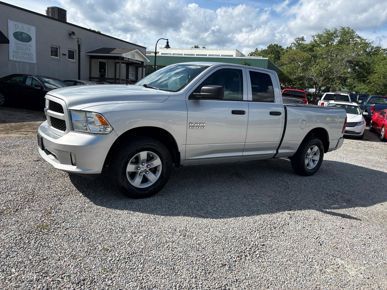 Used 2018 RAM 1500 Express AWD/4WD image 1