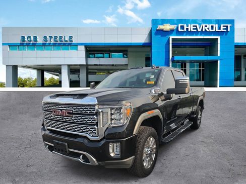 Used 2023 GMC Sierra 2500 Denali w/ Denali Ultimate Package AWD/4WD image 3