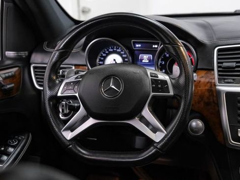 Used 2015 Mercedes-Benz ML 63 AMG 4MATIC image 14