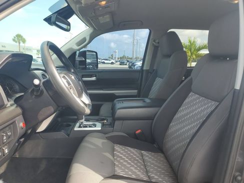 Used 2021 Toyota Tundra SR5 w/ TRD Off-Road Package AWD/4WD image 23