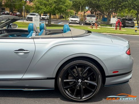 Used 2022 Bentley Continental GT AWD/4WD image 45