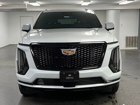 New 2026 Cadillac Escalade ESV Sport w/ Touring Package AWD/4WD image 8