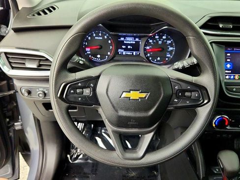 Used 2022 Chevrolet TrailBlazer LT AWD/4WD image 13