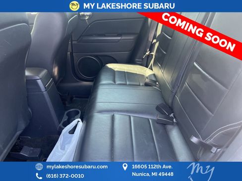 Used 2015 Jeep Patriot High Altitude AWD/4WD image 12