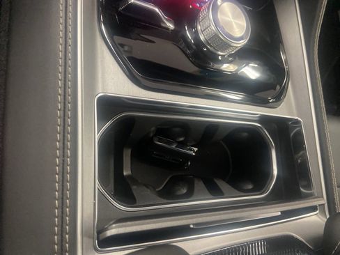 New 2026 Jeep Grand Wagoneer L Limited image 48