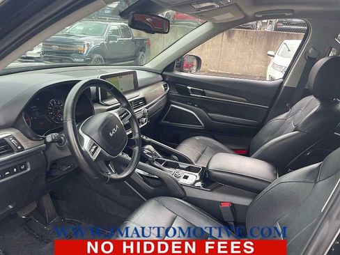 Used 2022 Kia Telluride EX w/ EX Premium Package AWD/4WD image 2