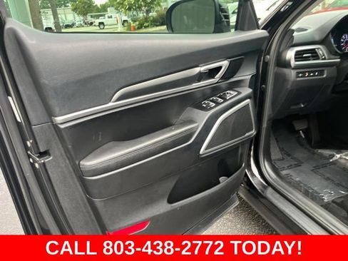 Used 2022 Kia Telluride S AWD/4WD image 5