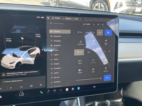 Used 2018 Tesla Model 3 Long Range image 11