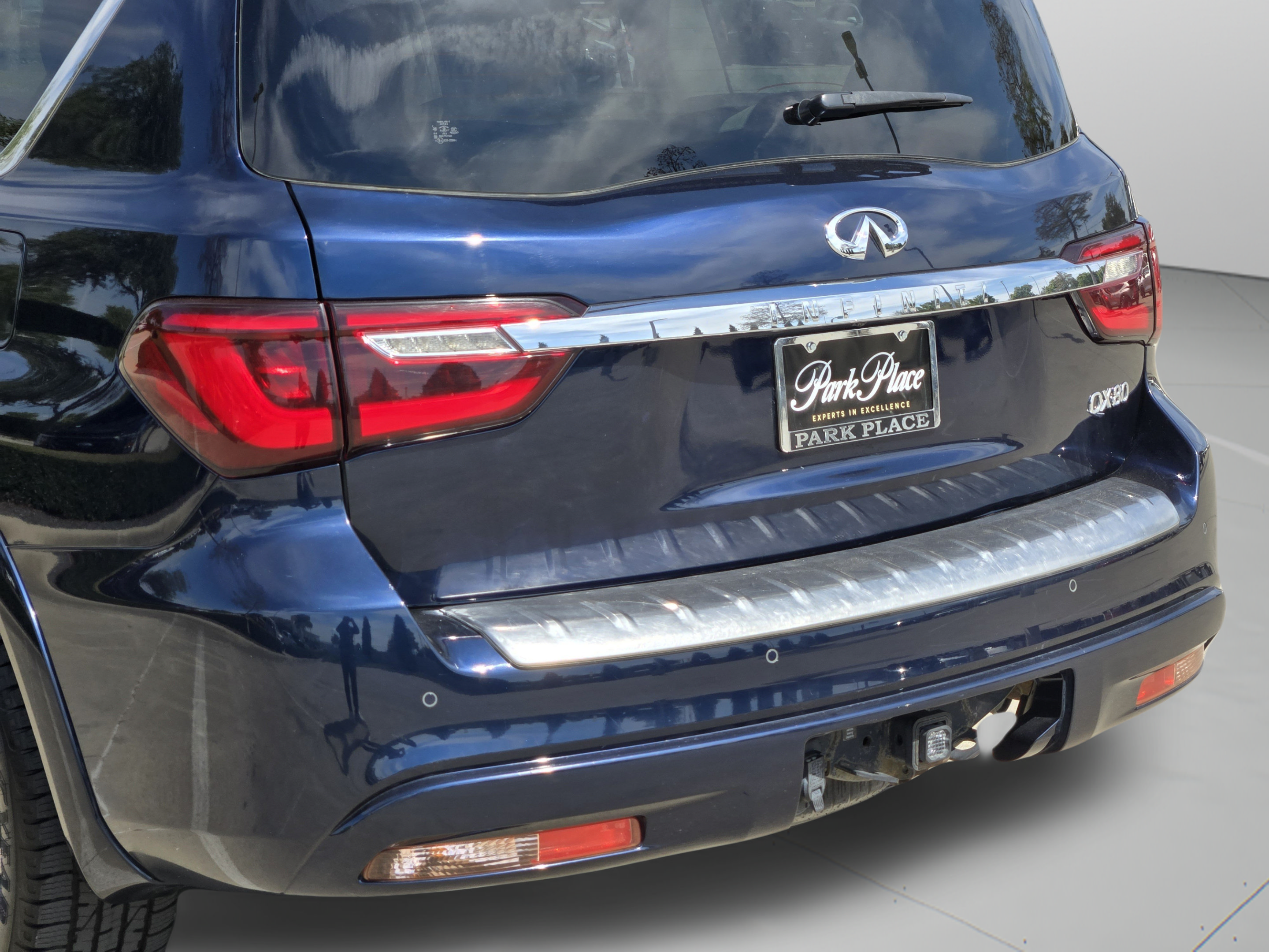 Used 2018 INFINITI QX80 4WD w/ Driver Assistance Package image 41