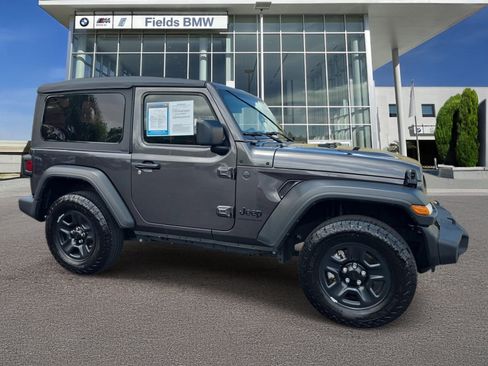 Used 2025 Jeep Wrangler Sport AWD/4WD image 1