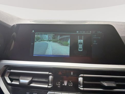 Used 2021 BMW 330i Sedan w/ M Sport Package RWD image 25