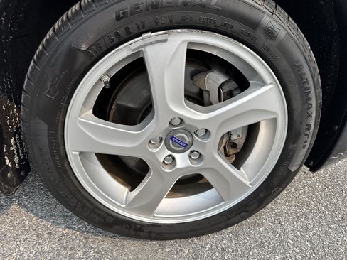 Used 2013 Volvo S60 T5 AWD/4WD image 29