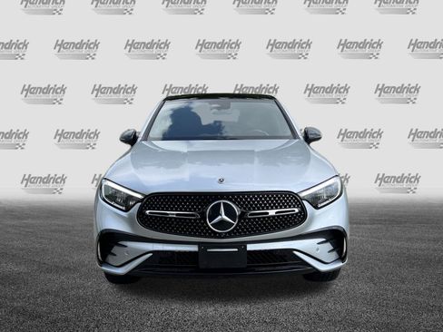 Used 2025 Mercedes-Benz GLC 300 4MATIC w/ AMG Line image 3