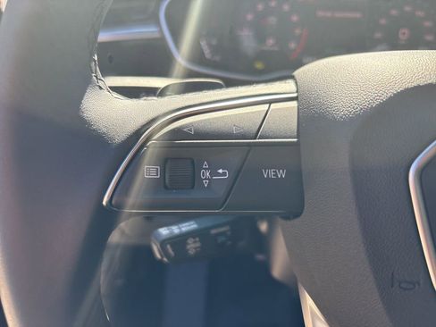 Certified 2025 Audi Q3 2.0T Premium w/ Convenience Package image 24