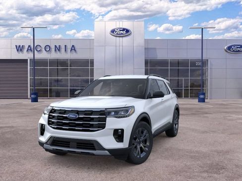 New 2026 Ford Explorer Active w/ Active Comfort Package AWD/4WD image 3