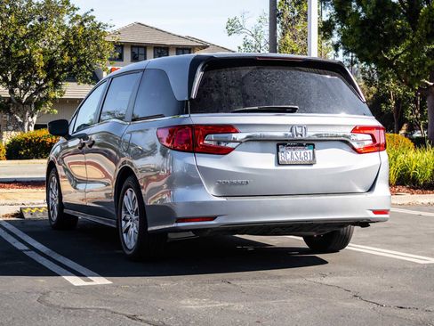 Used 2018 Honda Odyssey LX image 4