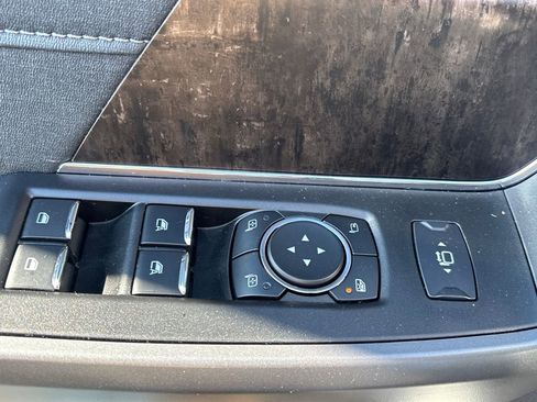 Used 2024 Ford F250 Lariat w/ Lariat Ultimate Package image 6