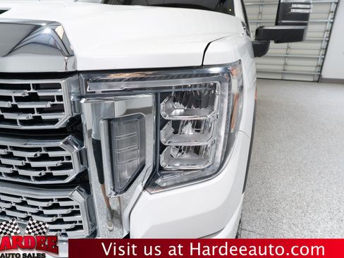 Used 2020 GMC Sierra 2500 Denali w/ Denali Ultimate Package AWD/4WD image 8