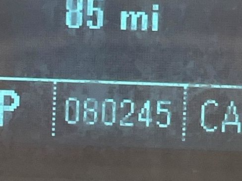 Used 2011 Chevrolet Equinox LT w/ Chrome Appearance Package image 22