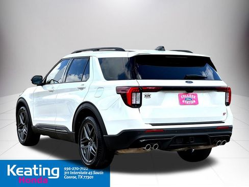 Used 2026 Ford Explorer ST AWD/4WD image 4