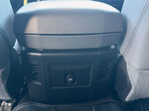 Used 2016 RAM 1500 Lone Star AWD/4WD image 34